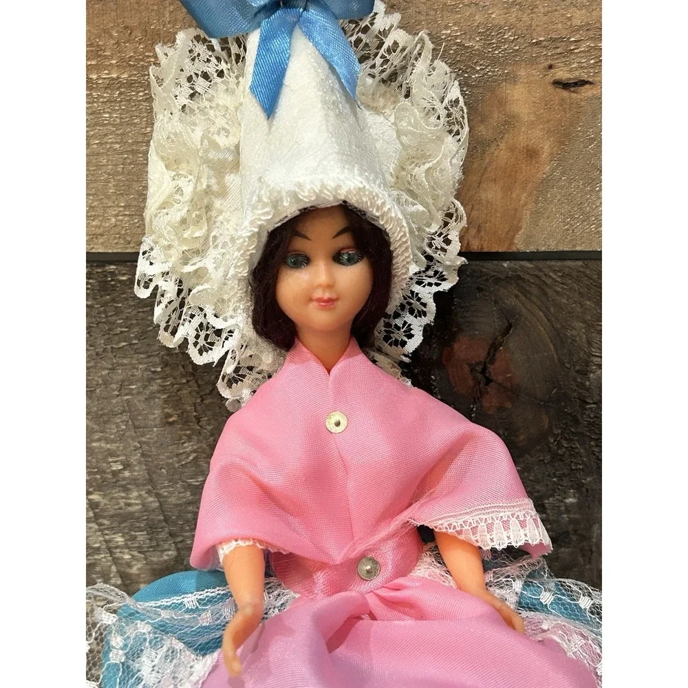 Vintage Italian‎ Girl Doll Traditional Dress Plastic Sleepy Eye Doll